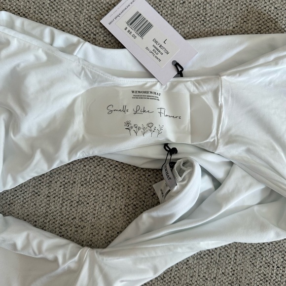 NWT WeWoreWhat Emily High Waisted Bikini Bottom - White - Picture 3 of 3